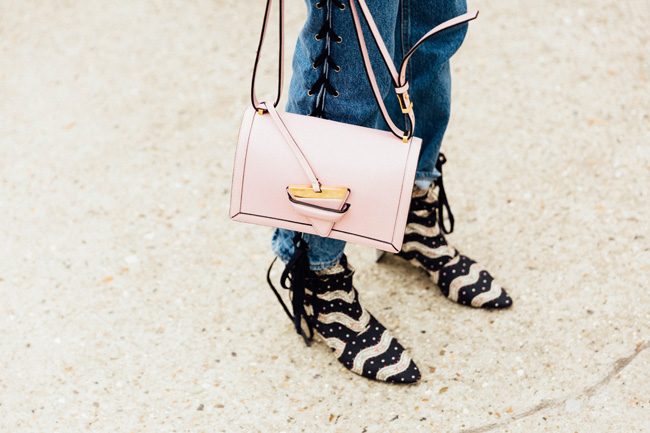 bolsos otoño invierno 2017-18 paris fashion week street loewe jw anderson barcelona bolso - BE TRENDY MY FRIEND