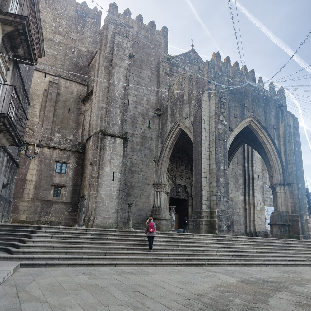 Catedral Santa María de Tui. Inicio del Camino de Santiago Portugués hacia Santiago de Compostela.